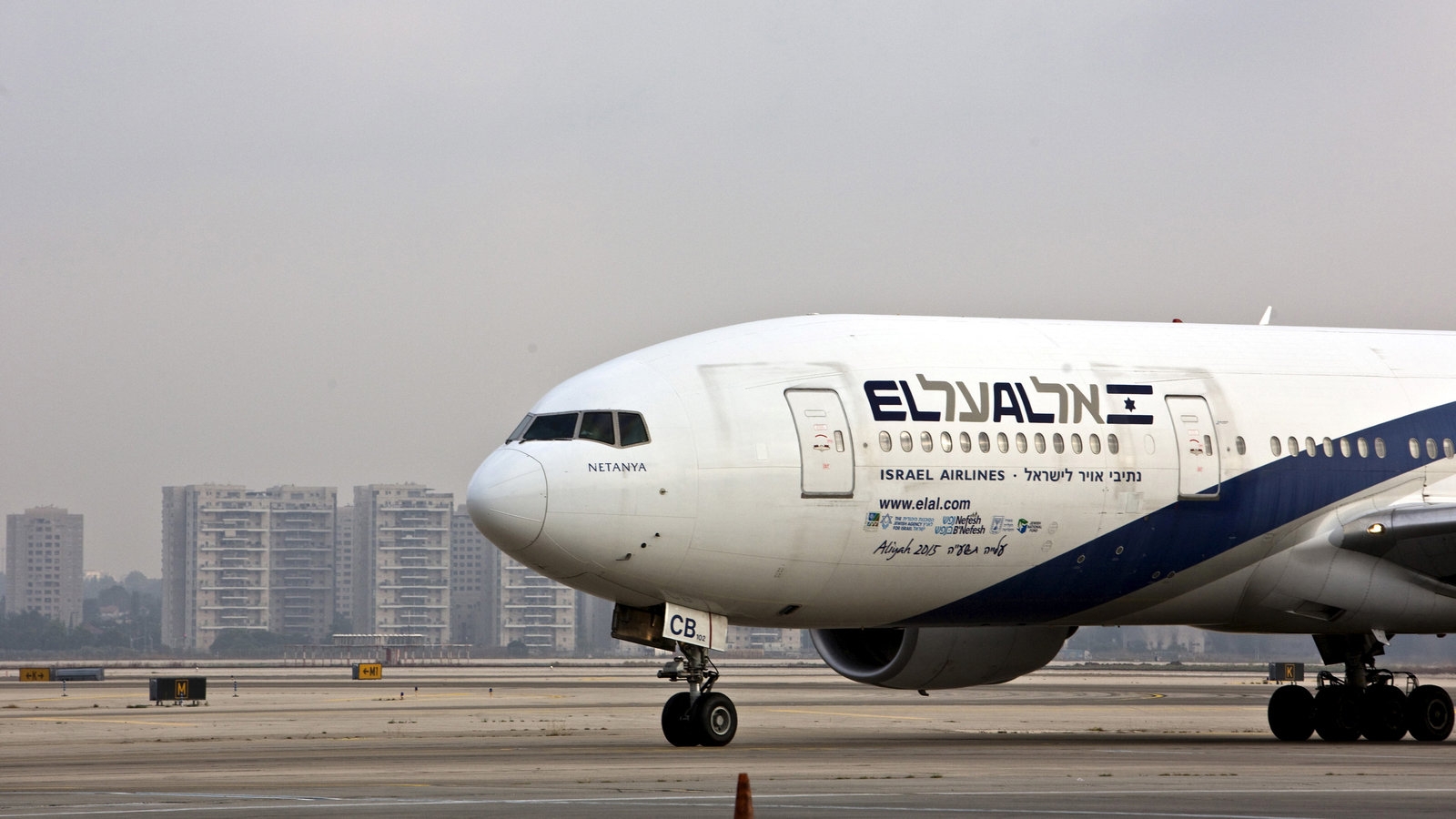 El Al Sues Israel After Air India Flies Through Saudi Airspace The New York Times